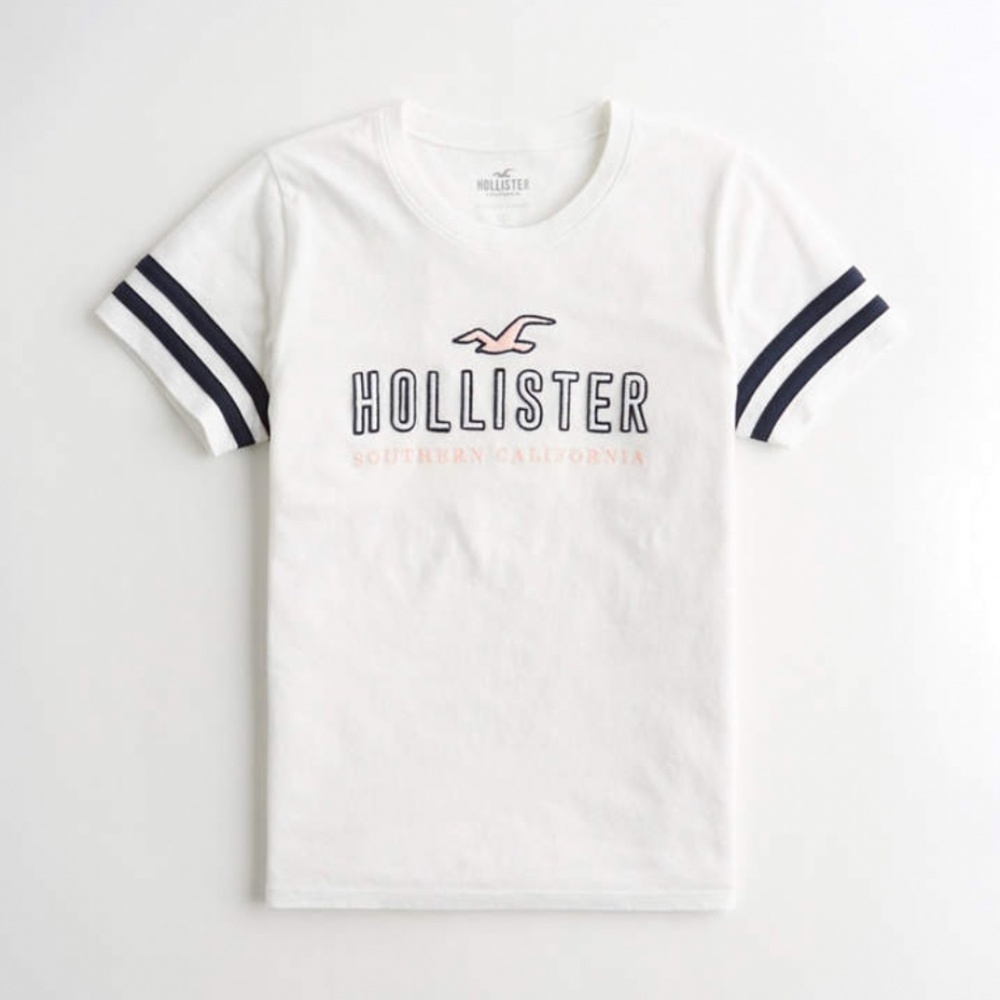Hollister Sleeve-Stripe Logo Graphic Tee